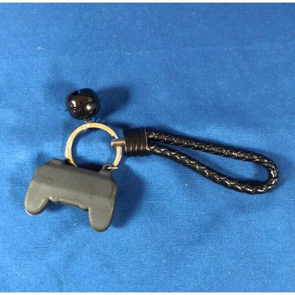 Video Game Controller Keychain - Picture 2 of 2